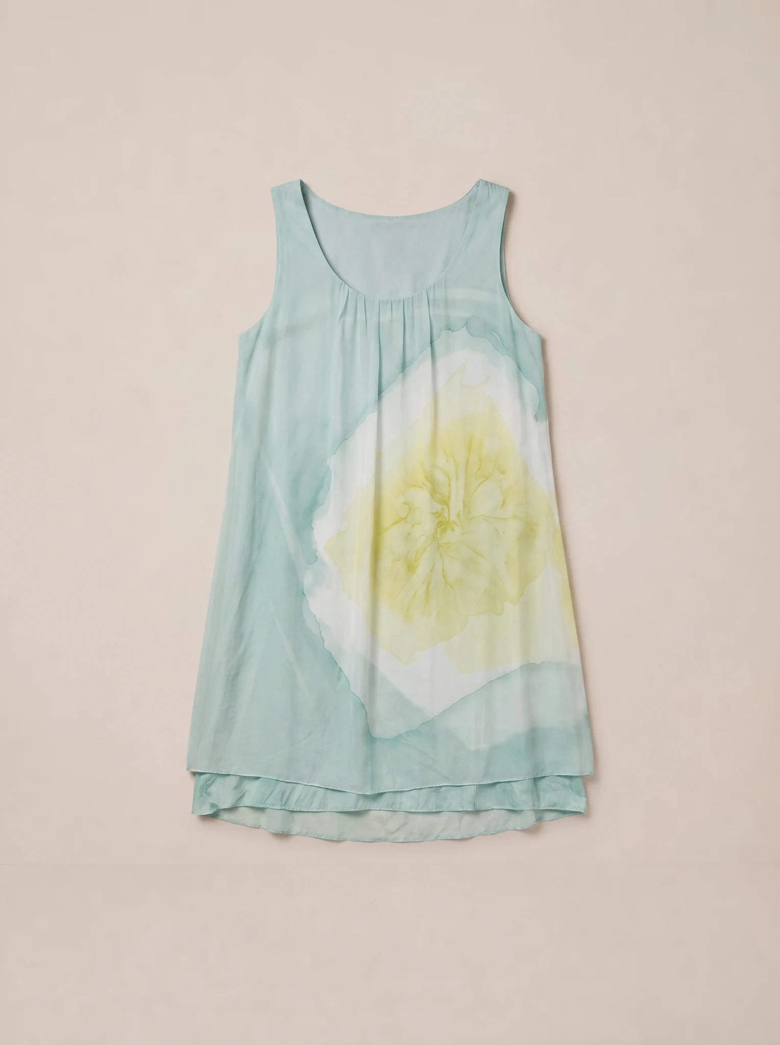 Vestido Corto De Gasa — vista de frente