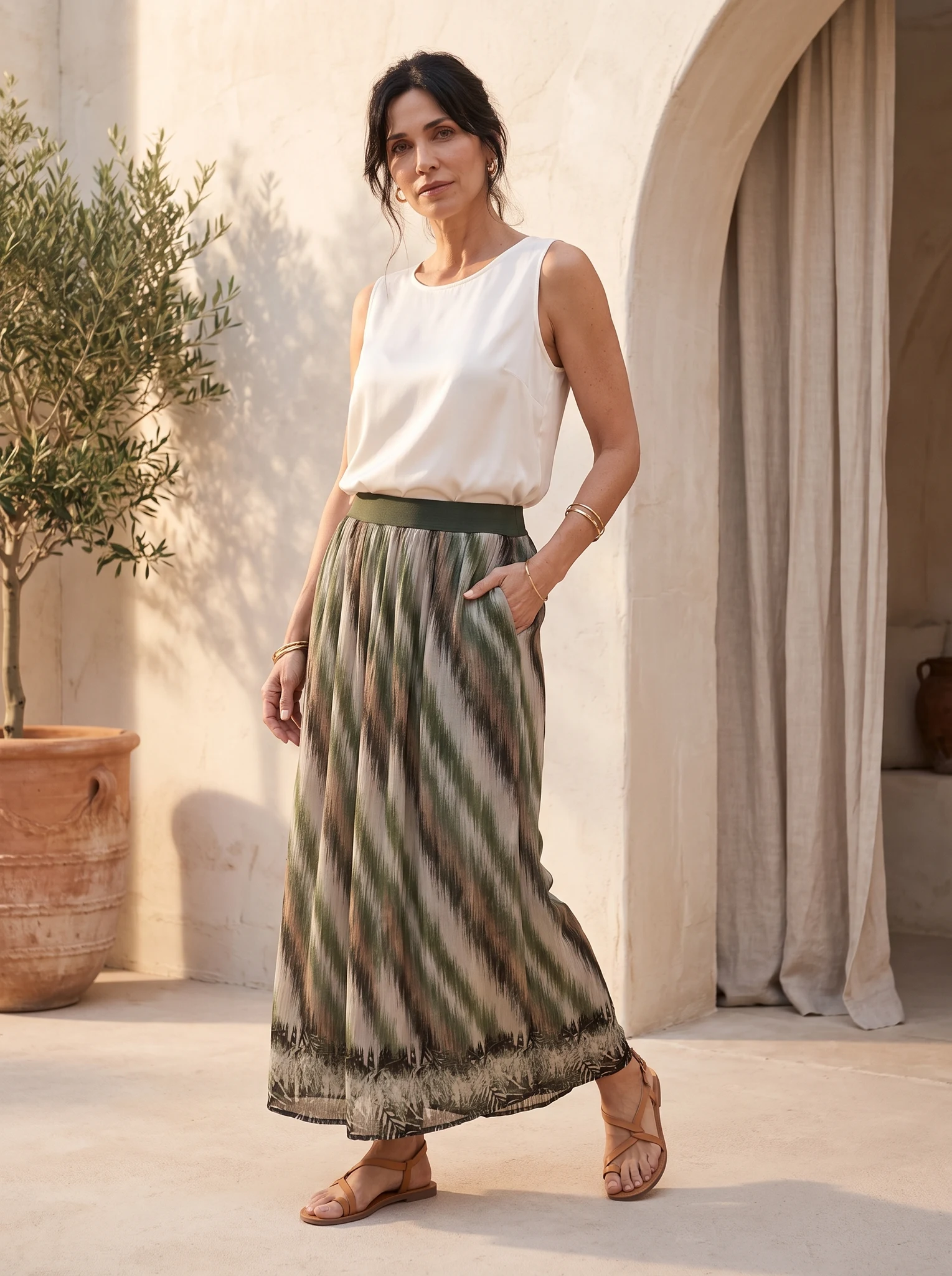 Pantalón De Gaza Con Estampados presentado en modelo (visualización digital)