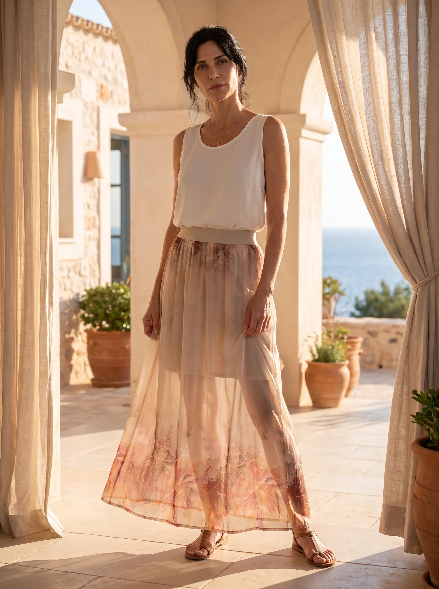 Pantalón De Gaza Con Estampados presentado en modelo (visualización digital)
